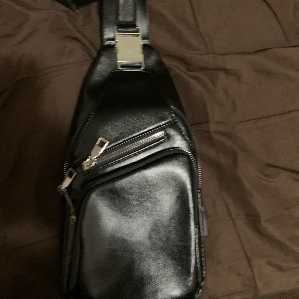 Men’s Chest bag